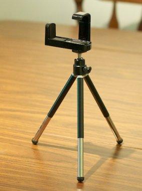Ebay-iphone-tripod.jpg