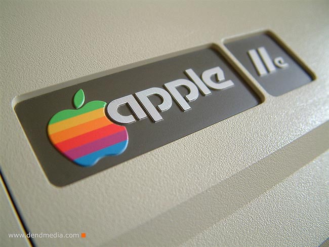Apple_2e_Logo_s1.jpg