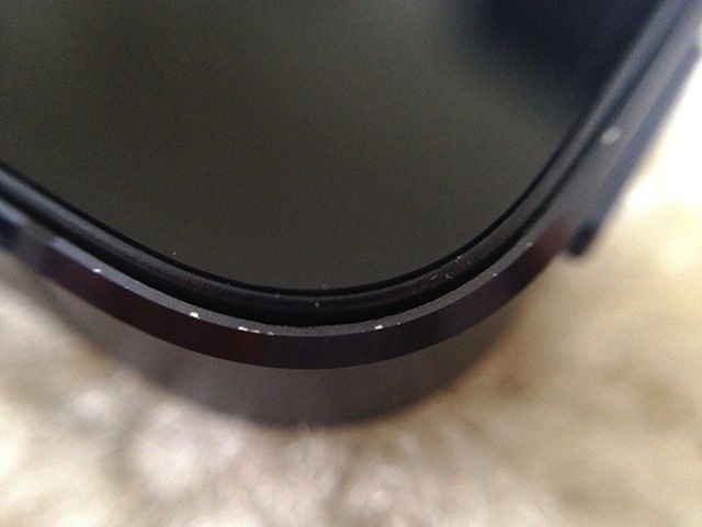 balck_iphone5_6thgeneartion_applestore4.jpg