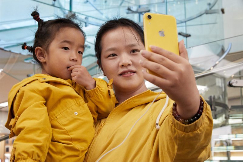 iphone-xr-launch-2-800x533.jpg