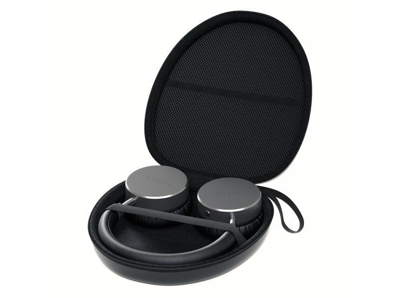 headphonescase.jpg
