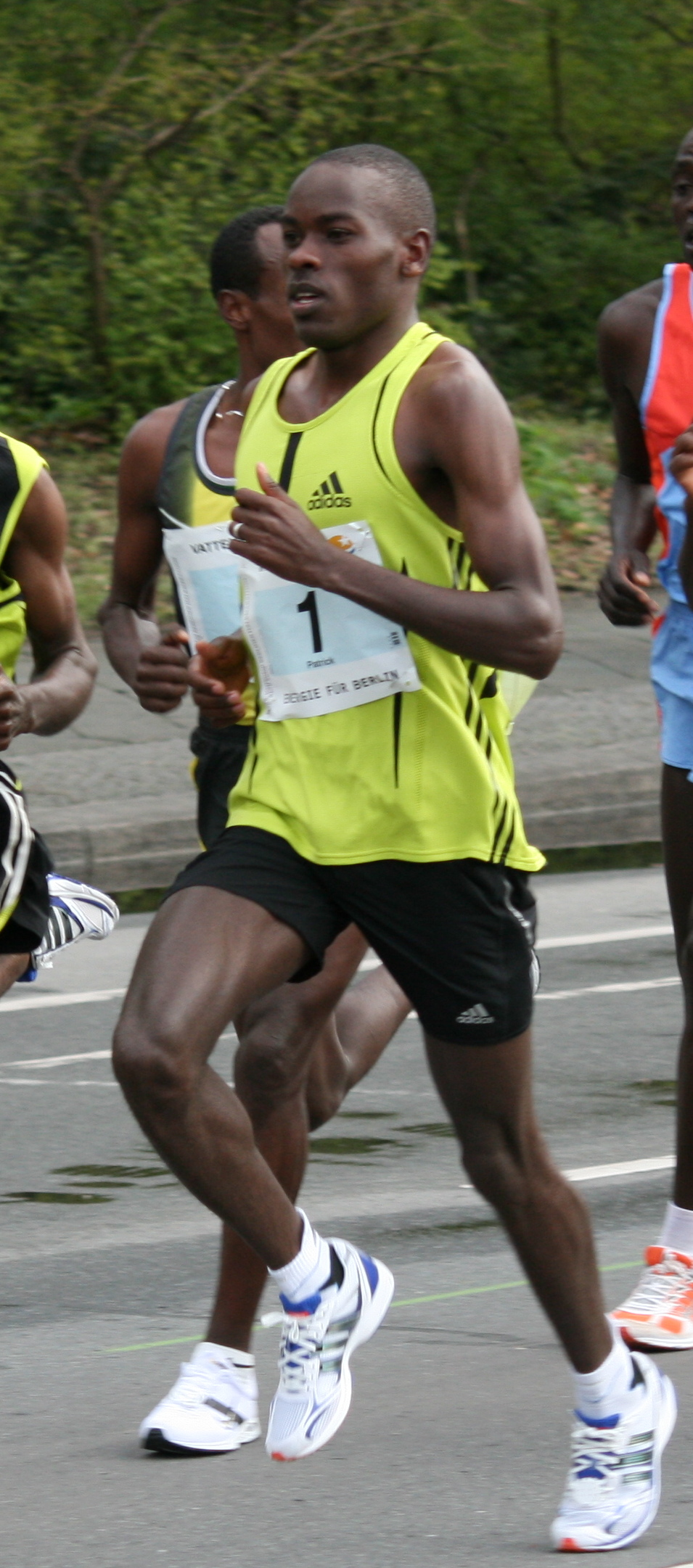 Patrick_Makau_Musyoki_in_Berlin_2008.jpg