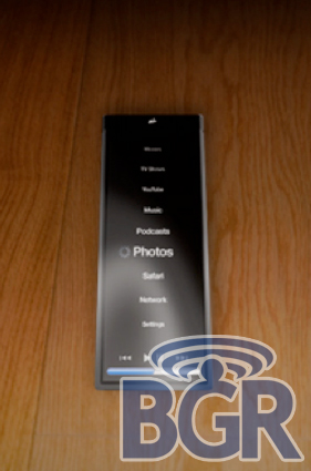 095748-touchscreen_apple_tv_remote.jpg