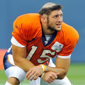 tim-tebow-friar-haircut.jpg