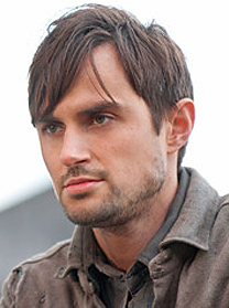 4x16_Gareth.png