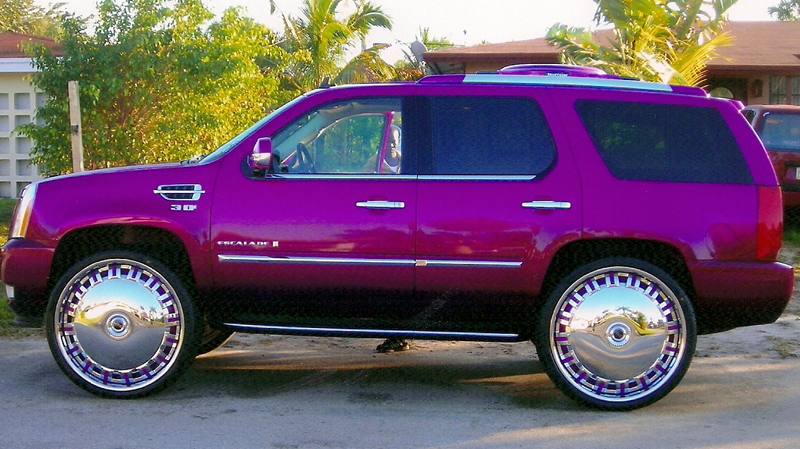 Cadillac_Escalade_DUB_Opera_1_M.jpg