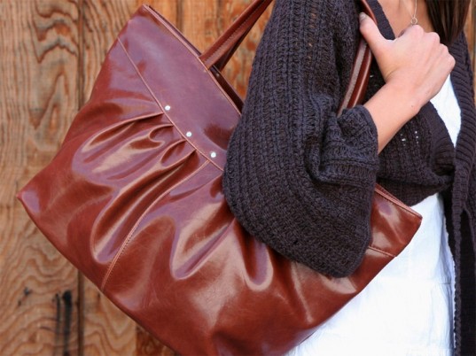 crystalyn-kae-troubadour-tote-2-537x402.jpg