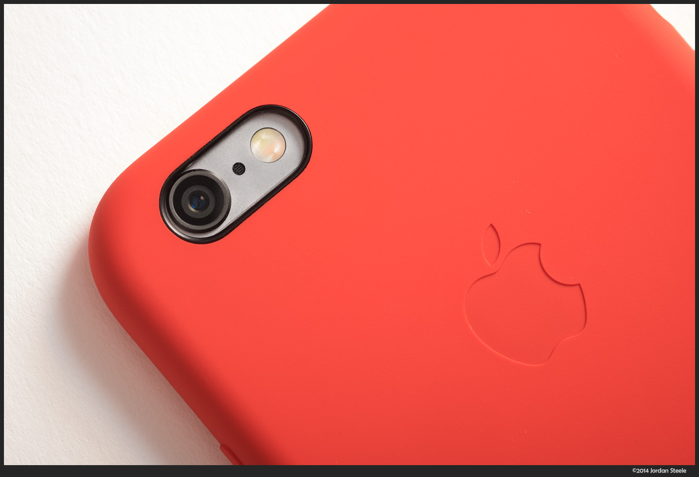 red_camera.jpg