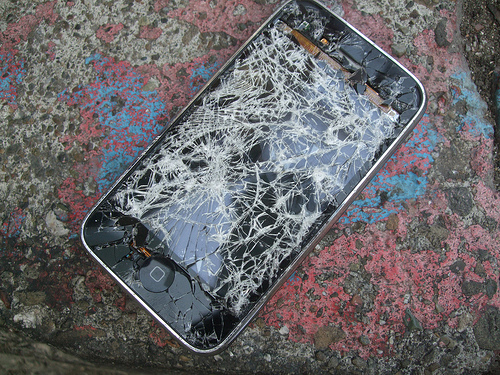 iphoneSMASH.jpg