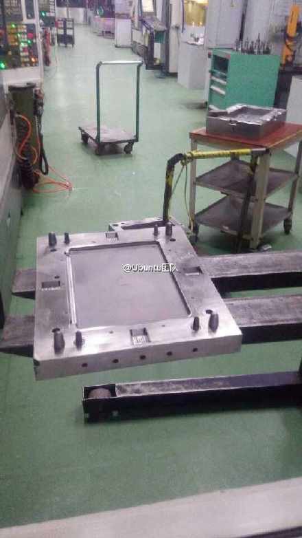 ipad_pro_shell_mold.jpg