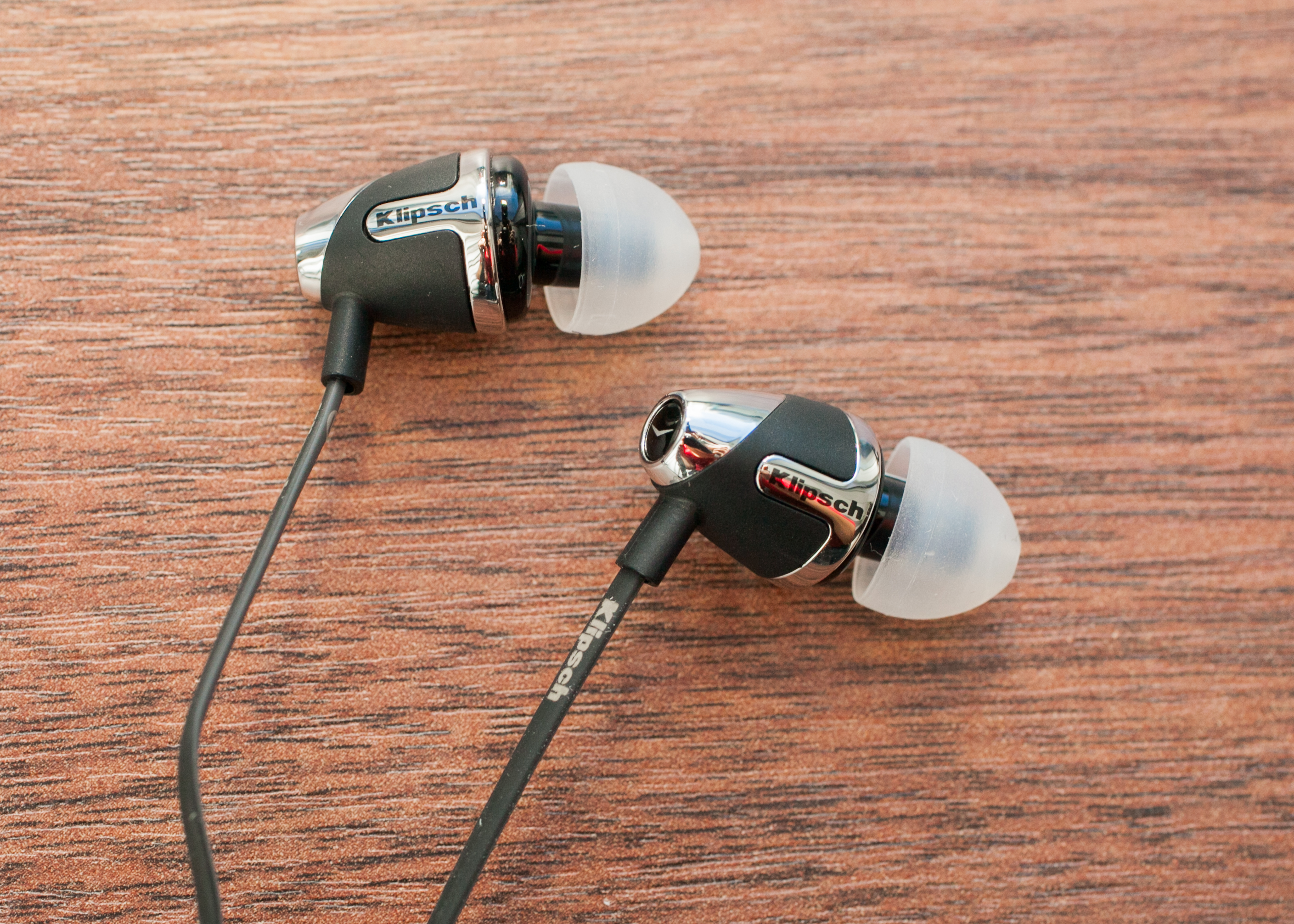 Klipsch_S4i_35414229_2.jpg