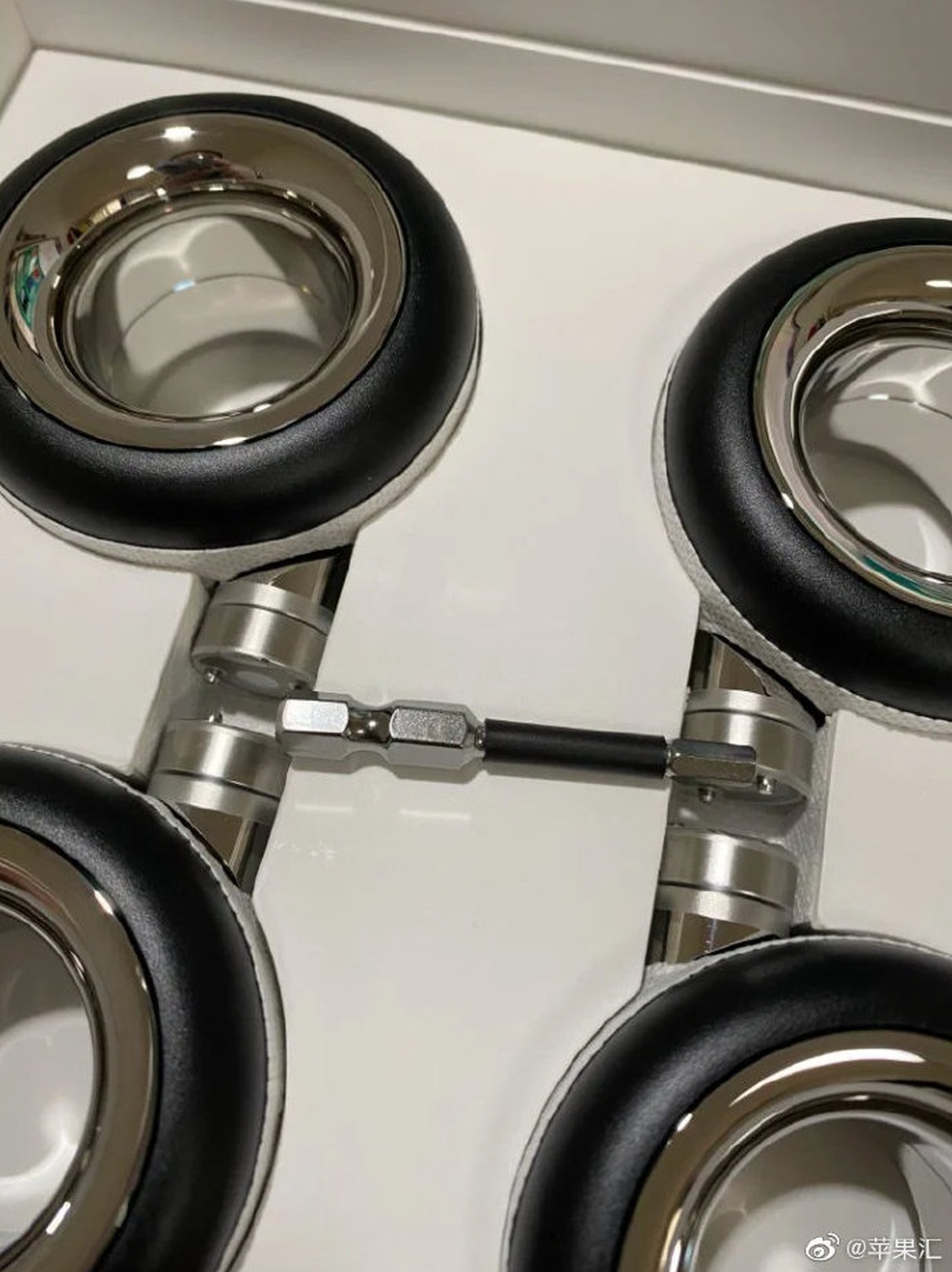200420-mac-pro-wheels-10.jpg