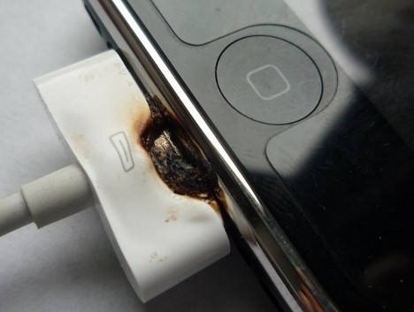 iphone-4-fire.jpg