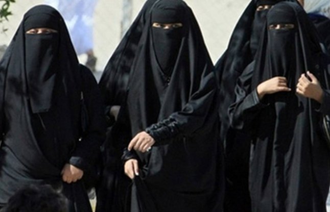 muslim-mahila-1481979110.jpg