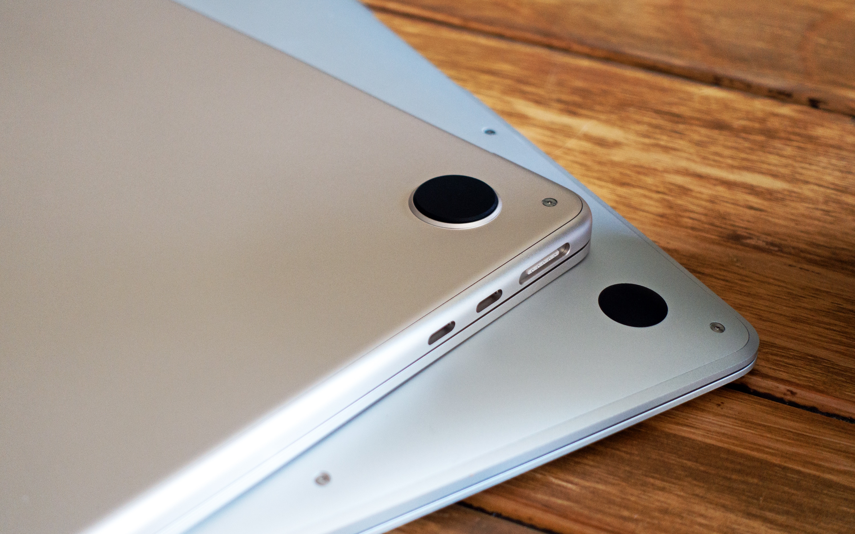 Apple_MacBook_Air_M2_DSC08836_judma.jpg