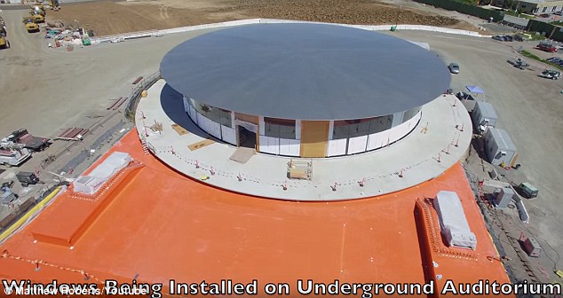32D25CD600000578-3522261-image-a-64_1459744393547.jpg