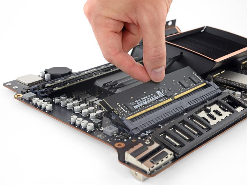imacproifixitteardown2-800x600.jpg