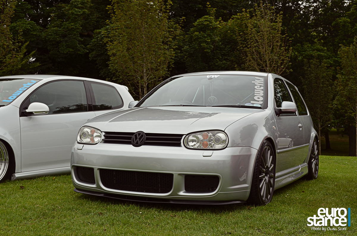 showerks-400-bangor-093-mk4-golf-r32-lowered.jpg