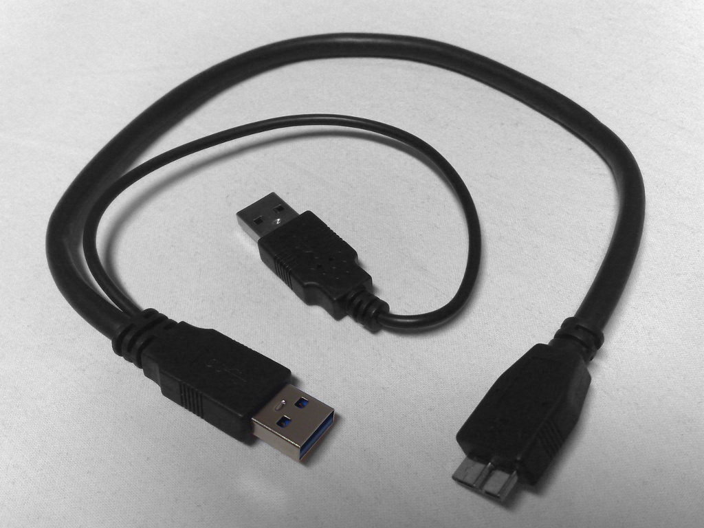 Y-shaped_USB_3.0_cable.jpg