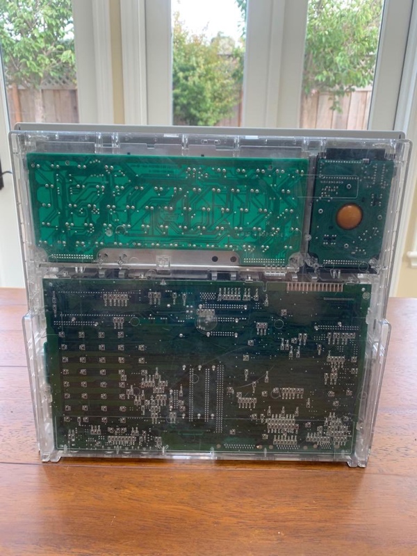 macintoshportableprototype4.jpg