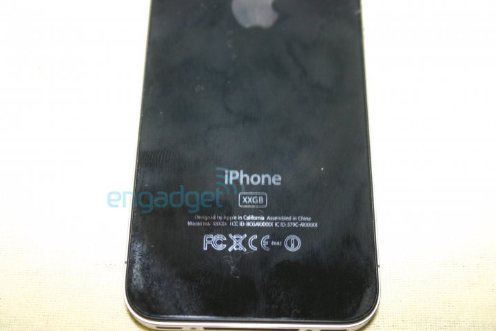 iphone4back1-1271619604.jpg