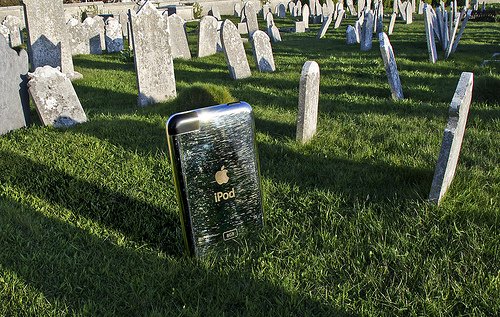 ipod_grave.jpg