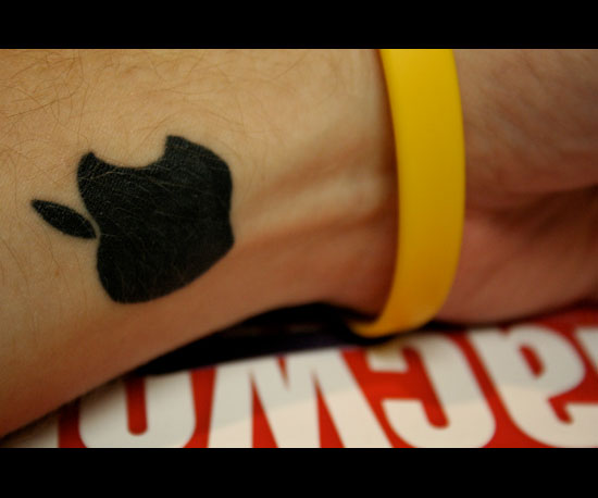 Apple-Logo.jpg