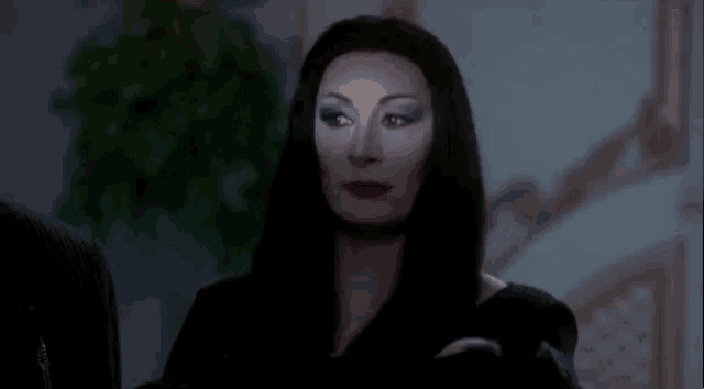 morticia-adamsfamily.gif