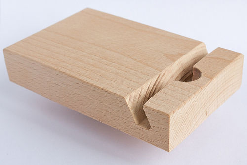 DIY-wooden-5-iPad-Dock-Stand.jpg