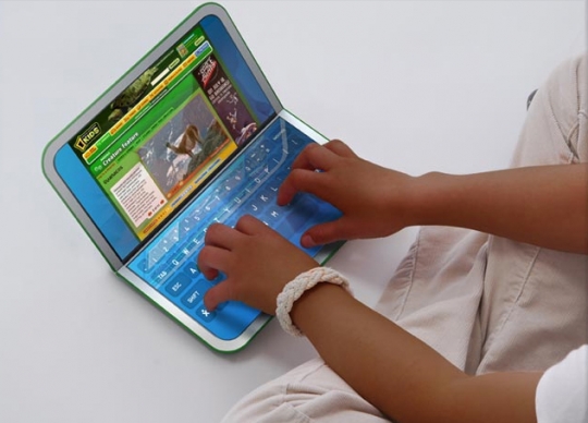 onelaptop.jpg