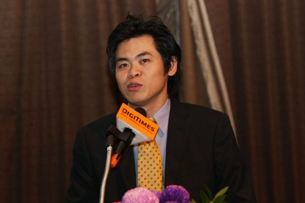 Ming_Chi_Kuo_2.jpg