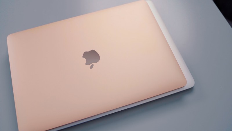 macbookaircomparisonstack.jpg