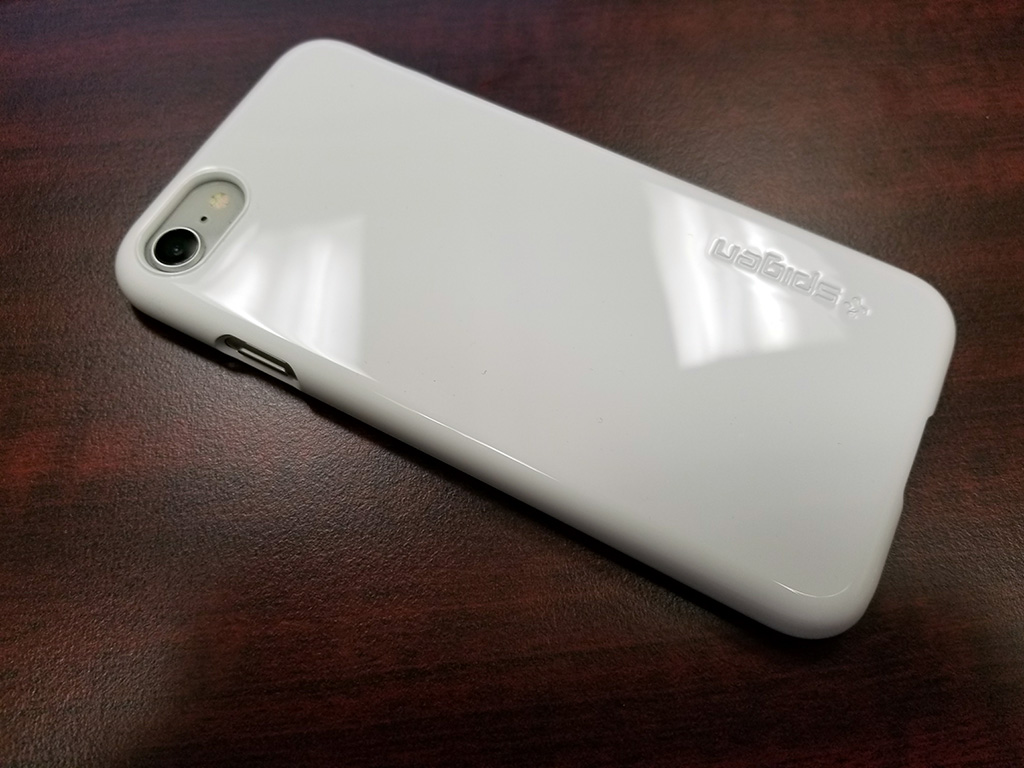i8case_rear.jpg