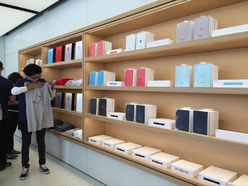 applestorelayout-800x600.jpg