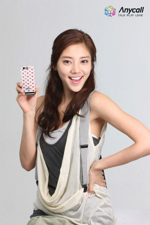 samsung-haptic-pop-phones-som-dambi.jpg