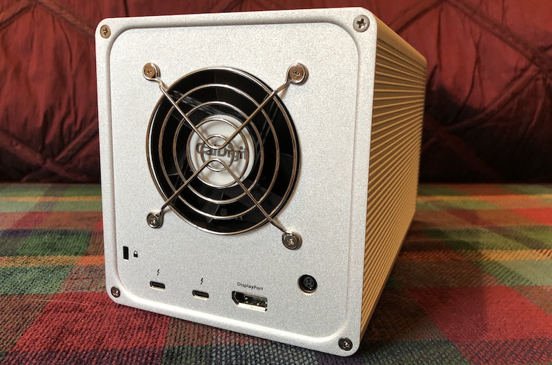 caldigit_t4_tb3_rear.jpg