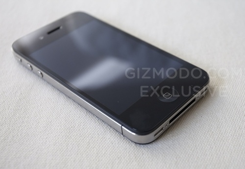 iphone_4g_uncovered1.jpg