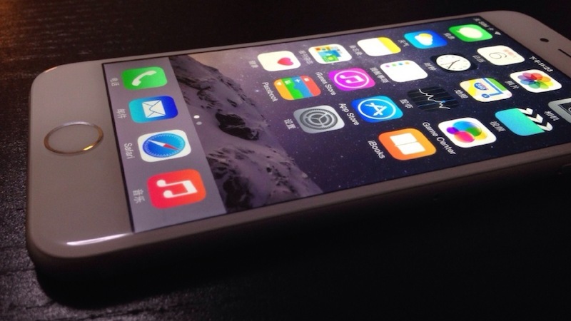iphone_6_on_oblique.jpg