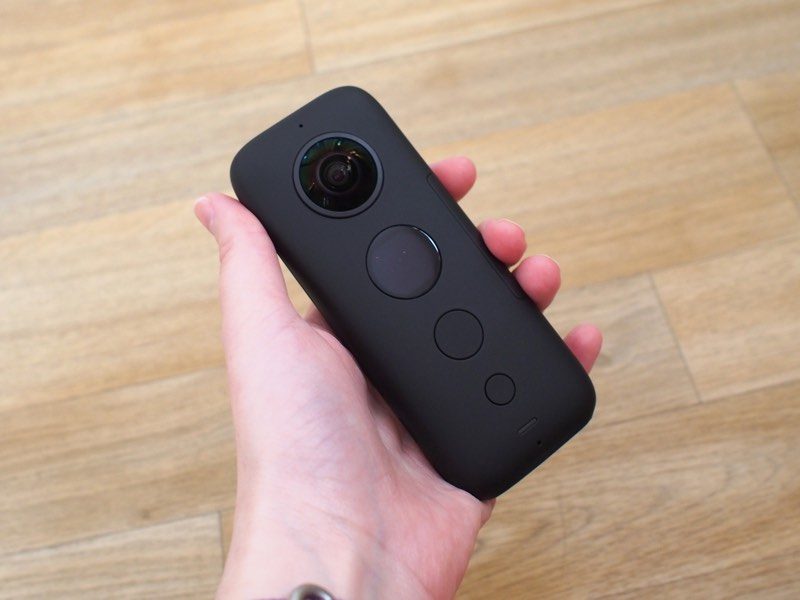 insta360onexinhand-800x600.jpg
