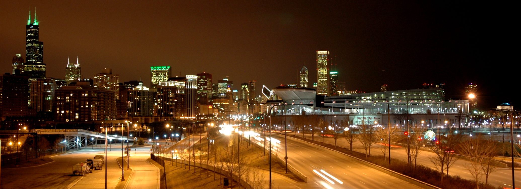 lo-skyline%20night%203-05.jpg