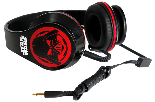 Darth-Vader-Headphones.jpg