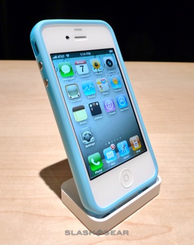 iphone-4-bumper-2-slashgear--394x499.jpg