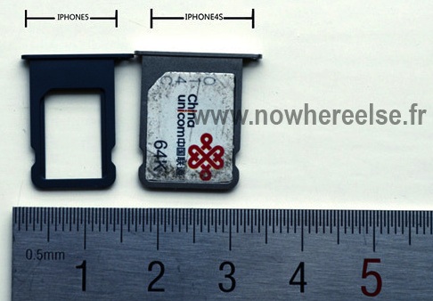 iphone_4s_5_sim_trays_1.jpg