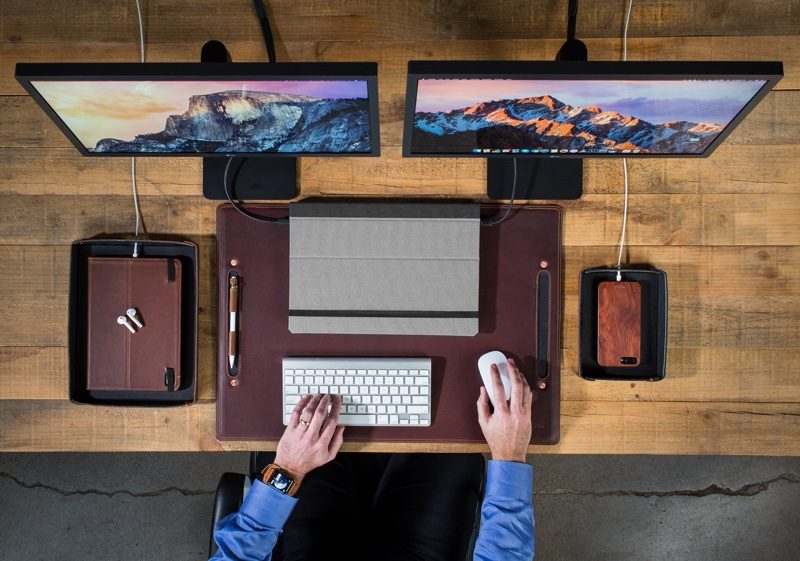 pqdeskset1-800x561.jpg