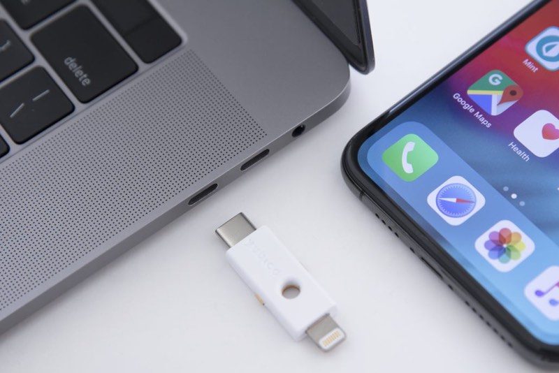 yubikeyforlightning-800x534.jpg