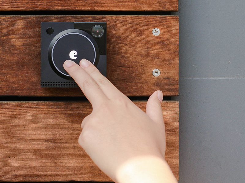 august-doorbell-cam-pro-800x599.jpg