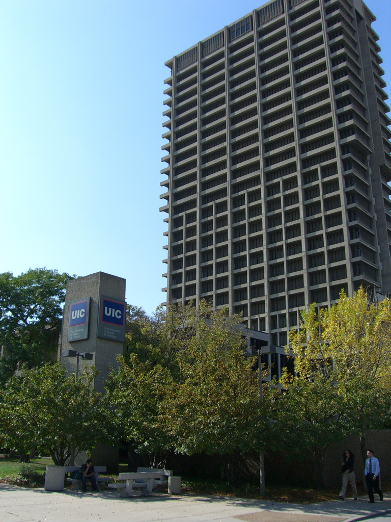 UIC_UniversityHall.jpg