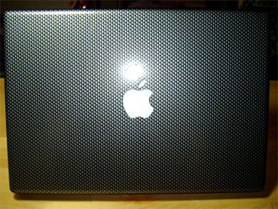 world-first-carbon-fiber-macbook-3.jpg