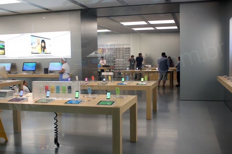 applestore_brazil_2-800x533.jpg