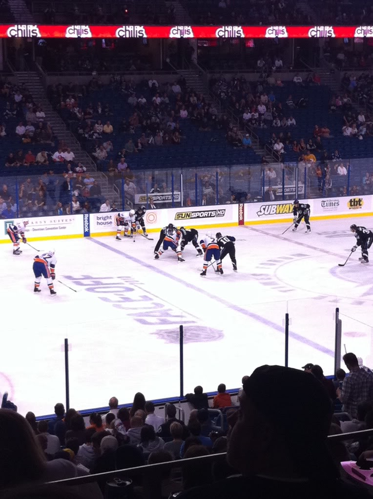 HockeyGame001.jpg